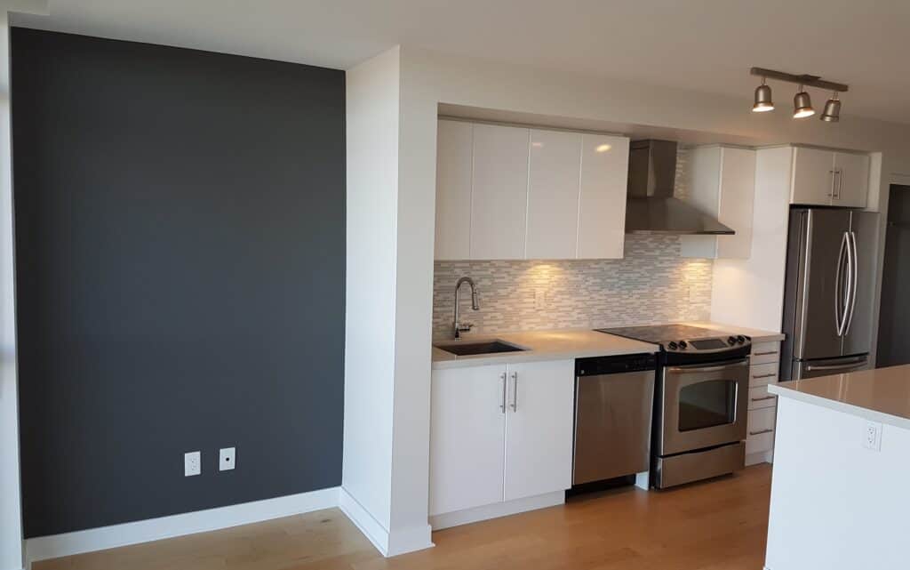 condominium painting in Toronto and Etobicoke by the authority Court-Hampton Painting Inc.